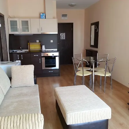 Апартаменты Menada Luxor Свети-Влас