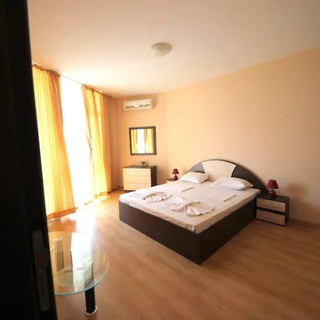 Menada Luxor Апартаменты