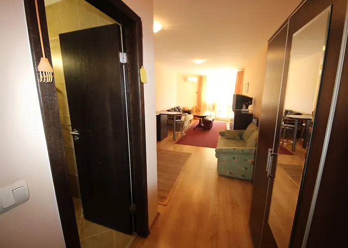 Menada Luxor Daire *