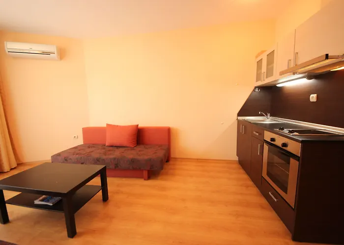 Menada Luxor Daire *