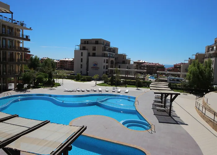 Menada Luxor Daire Sveti Vlas