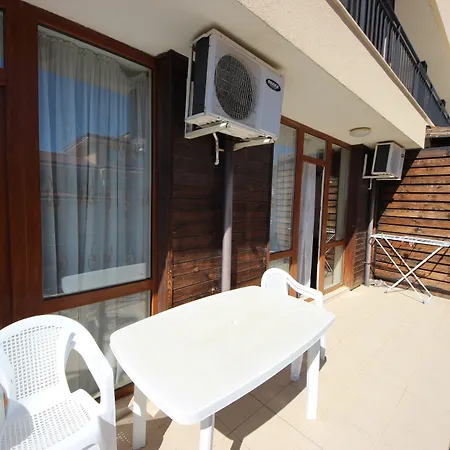 Menada Luxor Apartment Sveti Vlas