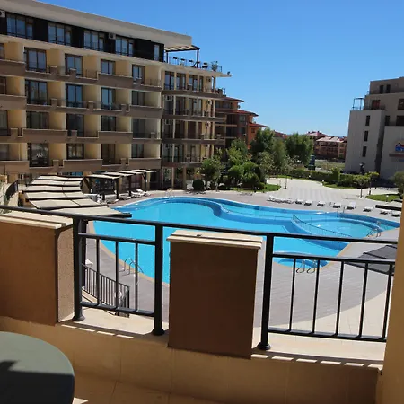 Menada Luxor スヴェティ・ヴラス