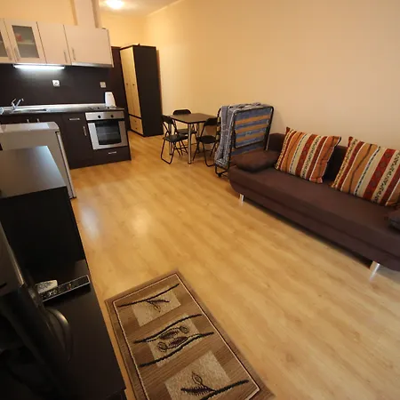 Menada Luxor * スヴェティ・ヴラス