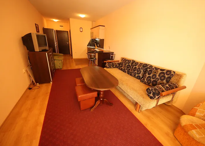 Menada Luxor Apartament *