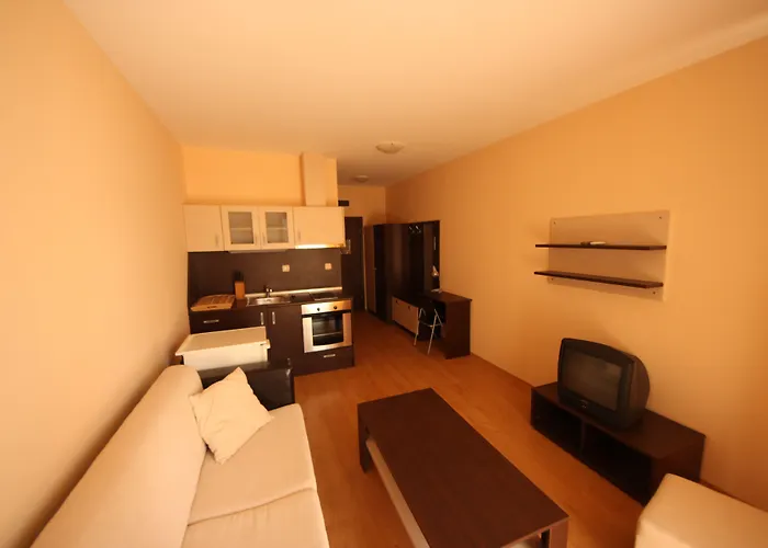 Menada Luxor * סבטי ולאס