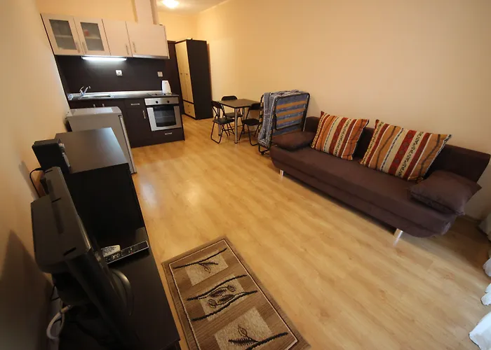 Menada Luxor * סבטי ולאס