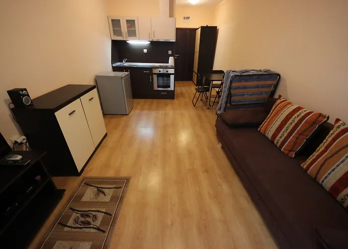 Menada Luxor Apartament *